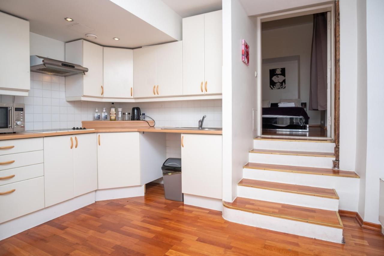 Old Town 2-Bathroom Apartment With Sauna Tallinn Ngoại thất bức ảnh